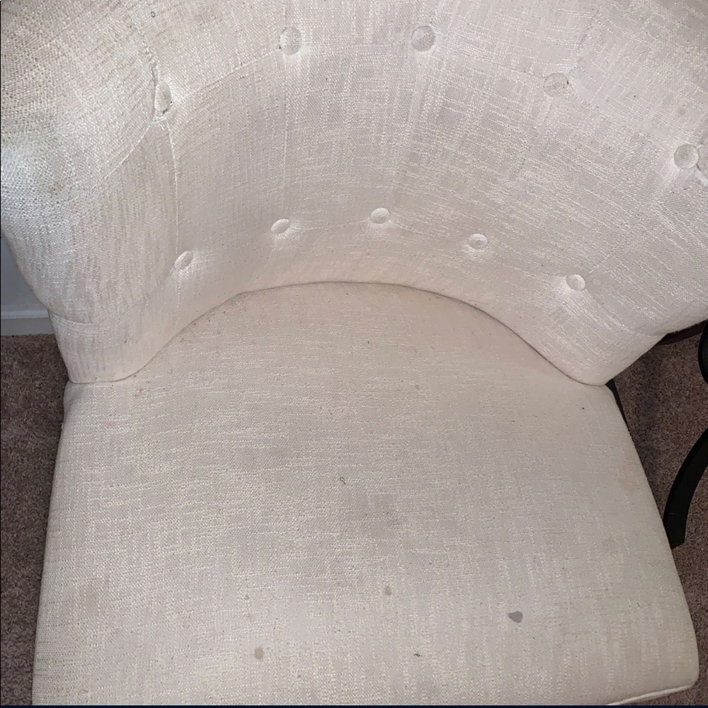 2 chairs - Picture 4 of 4
